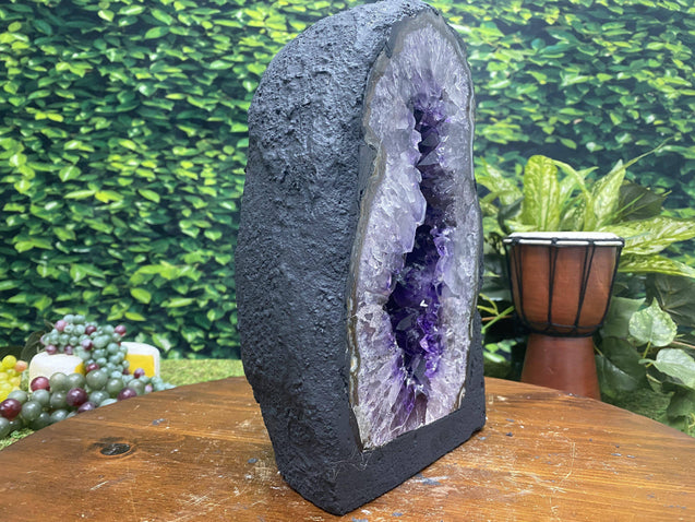 Amethyst Geode "INCREDI-GEODE" 10.00 High Quality Lustrous Beauty NS-127