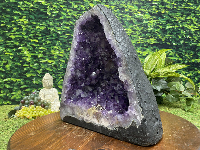 "MIRACULOUS SPECTACLE" Amethyst Geode High Quality 12.00 Brazil Cathedral Dark Purple NS-210