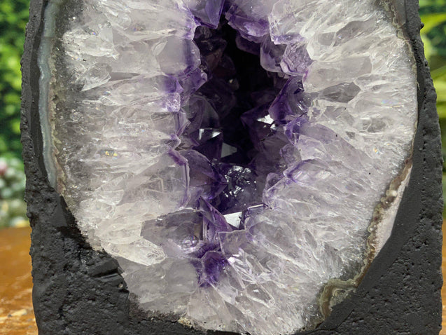 "GO WITH THE FLOW" Amethyst Geode High Quality 6.00 Brazil Agate Rim NS-335