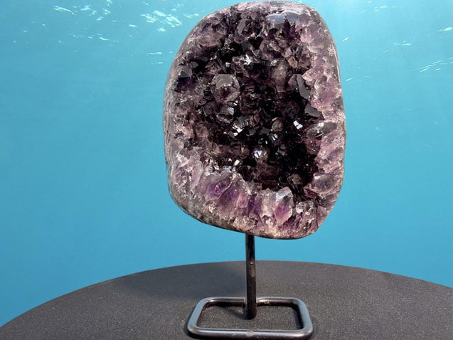 "TAP INTO YOUR PSYCHIC POWER" Amethyst Geode 10.75 Incredibly High Quality JP-32