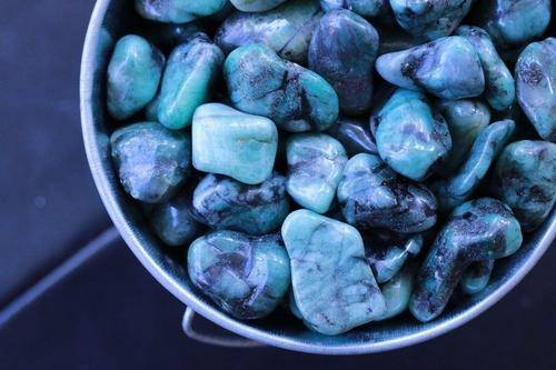 Emerald ONE WITH NATURE Hope Renewal SUCCESSFUL LOVE Meditation Healing Gemstone