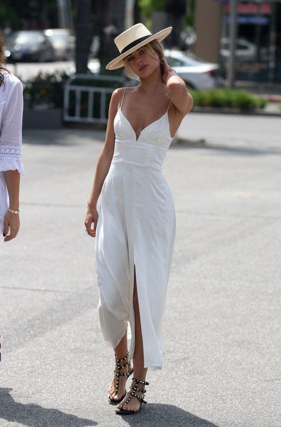 Elegant A-line Chiffon Simple prom dress